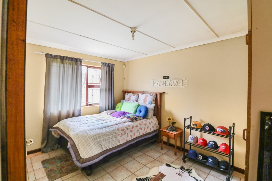 3 Bedroom Property for Sale in Sunnyridge Eastern Cape